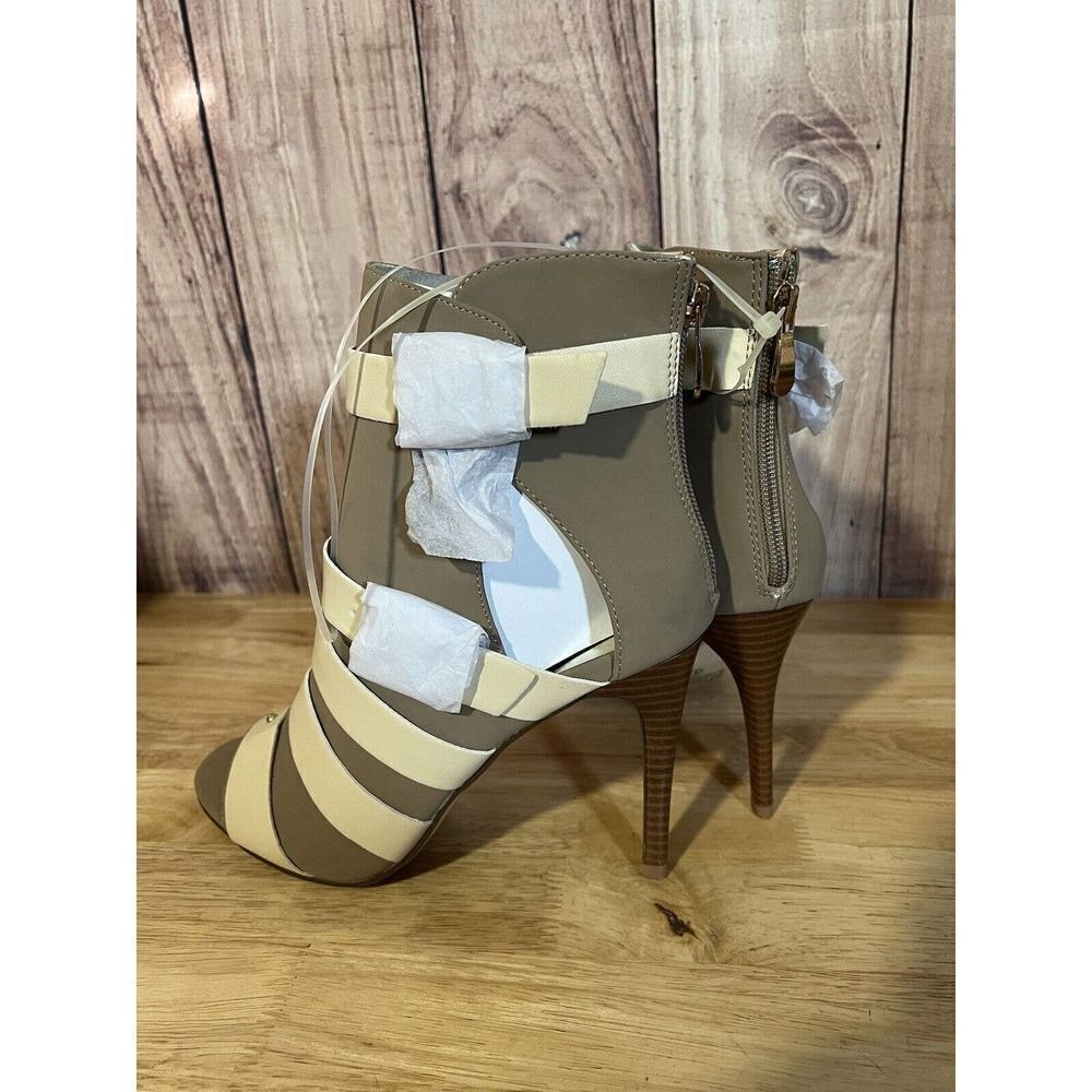 NWOB Bumper Stiletto Heels 4” Size 8 Beige - Picture 7 of 8